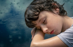 Les enfants et les fleurs de Bach